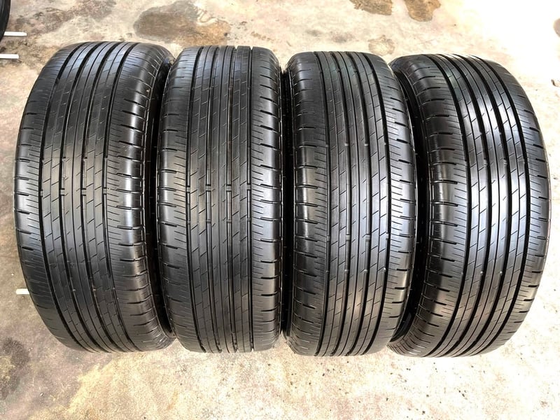 ล้อแม็กป้ายแดง Honda HRV ตัวท็อป รุ่นใหม่ล่าสุด ขอบ 17 พร้อมยางน้องๆป้ายแดง 215-60-17 Bridgestone ปี 25