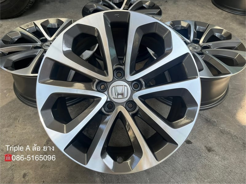 ล้อแม็ก Honda Accord G9 ขอบ 18 สีเทาหน้าเงา สวยกริ๊บ ล้อแม็ก Honda Accord G9 ขอบ 18 สีเทาหน้าเงา สวยกริ๊บ