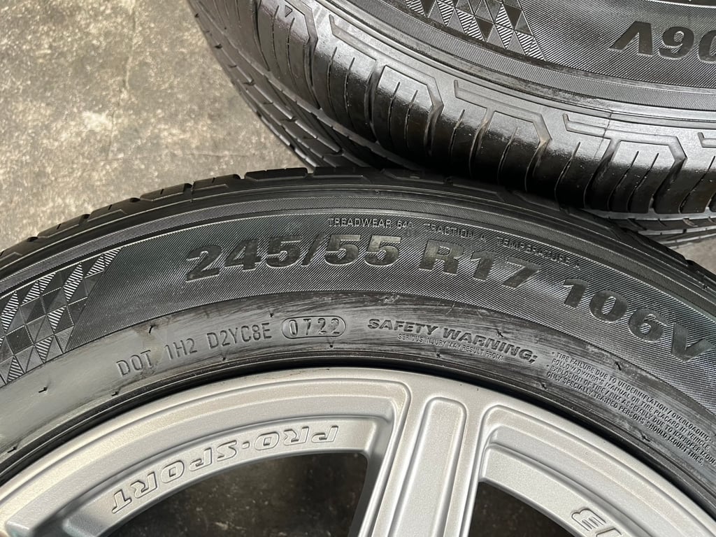 ล้อแม็กแต่ง 5รู114 SHOGUN ขอบ 17 สีเทา พร้อมยาง 245-55-17 KUMHO ปี 22