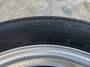 ล้อกระทะ 6รู139 Toyota ขอบ 17 สีบอร์น แถมยาง 215-55-17 Yokohama ปี 19 ล้อกระทะ 6รู139 Toyota ขอบ 17 สีบอร์น แถมยาง 215-55-17 Yokohama ปี 19