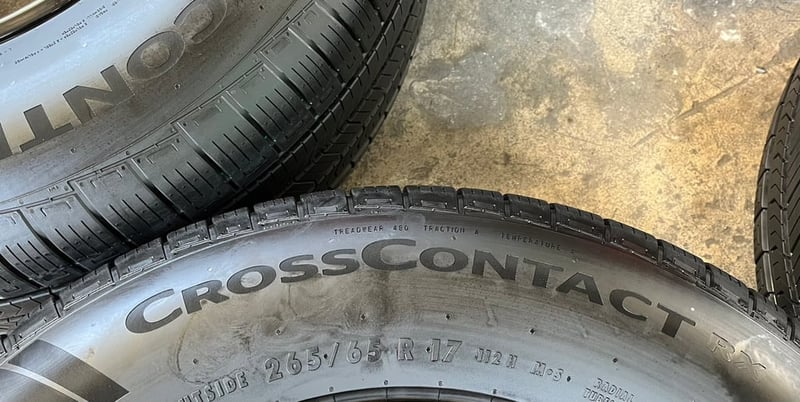 ยางป้ายแดง 265-65-17 Continental ปลายปี 25 เหมาะสำหรับ รถกระบะตัวสูง และ SUV ทุกรุ่น ยางป้ายแดง 265-65-17 Continental ปลายปี 25 เหมาะสำหรับ รถกระบะตัวสูง และ SUV ทุกรุ่น