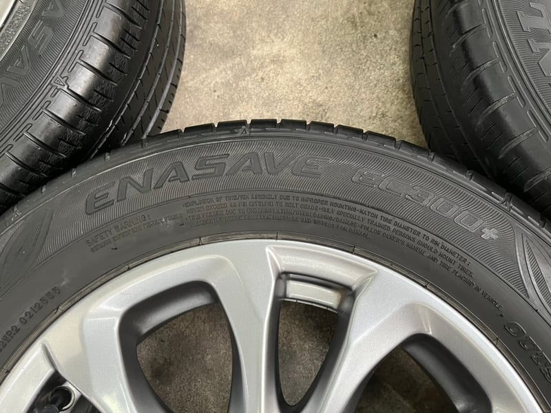 ล้อแม็ก Mazda 2 Skyactive ขอบ 15 สีเทา แถมยาง 185-65-15 Dunlop ปี 21