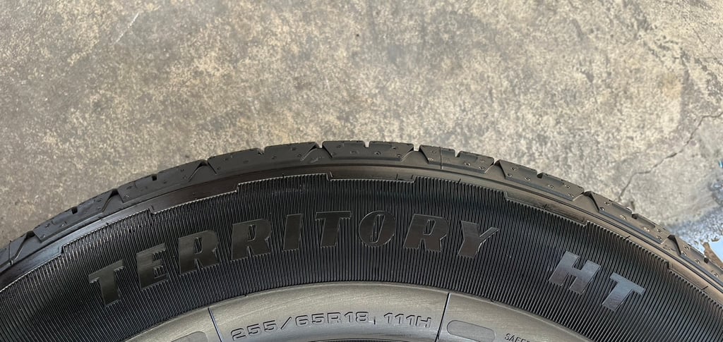 ยางใหม่ป้ายแดง 255-65-18 Goodyear ปี 25 ใหม่กริ๊บ ถอดจากโชว์รูมรถ