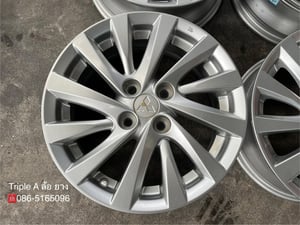 ล้อแม็ก Mitsu Attrage ขอบ 15 สีบอร์น สภาพสวย ล้อแม็ก Mitsu Attrage ขอบ 15 สีบอร์น สภาพสวย