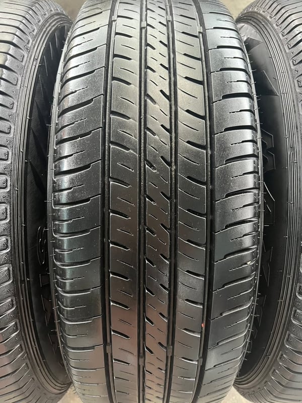 ล้อแม็ก 5รู114 Toyota ขอบ 15 พร้อมยาง 215-70-15 Maxxis ปี 23