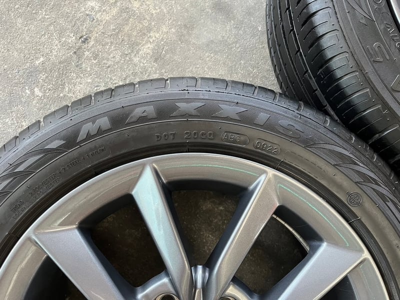 ล้อแม็ก 5รู114 Honda Civic FC ขอบ 16 สีเทากัน พร้อมยาง 205-55-16 Maxxis ปี 22