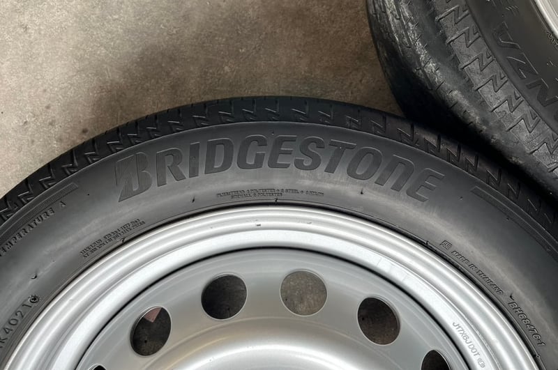 ✨ล้อกระทะ✨6รู139 Toyota ขอบ 17 แถมยาง 215-55-17 Bridgestone ปลายปี 21