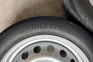 ✨ล้อกระทะ✨6รู139 Toyota ขอบ 17 แถมยาง 215-55-17 Bridgestone ปลายปี 21
