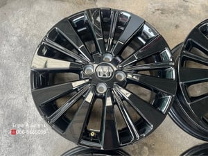ล้อแม็ก Honda City Hatchback RS ขอบ 16 สีดำแท้ สวยกริ๊บ ล้อแม็ก Honda City Hatchback RS ขอบ 16 สีดำแท้ สวยกริ๊บ