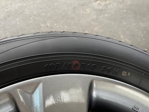 ล้อแม็กพร้อมยางป้ายแดง 5รู100 Toyota Altis ใบพัด 5 ก้าน ขอบ 16 สีไฮเปอร์ สวยกริ๊บ