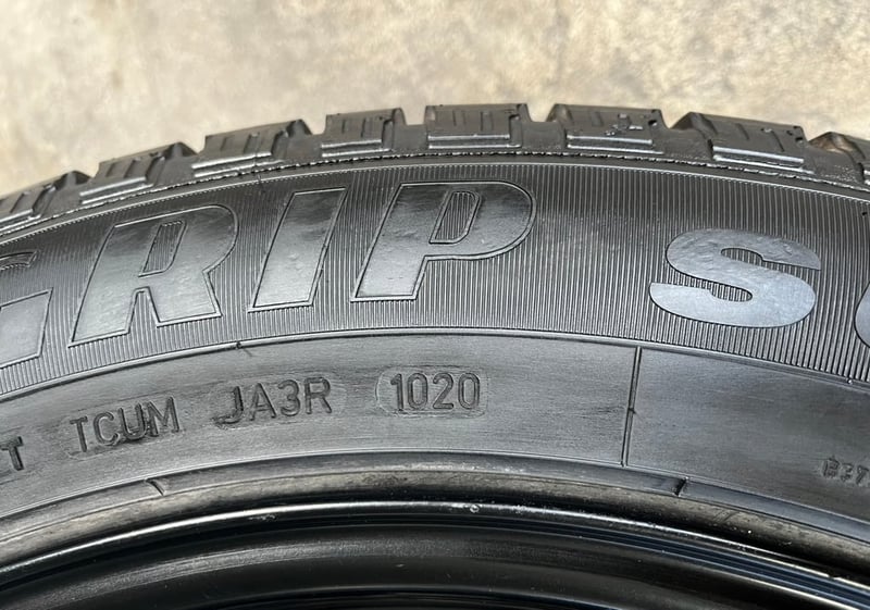 ล้อแม็กแต่ง 6รู139 Lenso INTIMIDATOR 4 ขอบ 20 พร้อมยาง 265-50-20 GoodYear ปี 20 ล้อแม็กแต่ง 6รู139 Lenso INTIMIDATOR 4 ขอบ 20 พร้อมยาง 265-50-20 GoodYear ปี 20