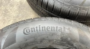 ยางป้ายแดง 265-65-17 Continental ปี 25 สวยกริ๊บ เหมาะสำหรับ รถกระบะตัวสูง และ SUV ทุกรุ่น ยางป้ายแดง 265-65-17 Continental ปี 25 สวยกริ๊บ เหมาะสำหรับ รถกระบะตัวสูง และ SUV ทุกรุ่น