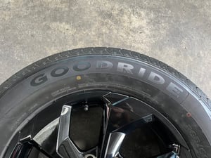 ล้อแม็กป้ายแดง Mitsu Pajero Sport รุ่นใหม่ล่าสุด ขอบ 18 สีดำแท้ พร้อมยาง 265-60-18 GOODRIDE ปี 25