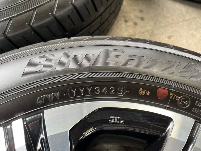 ปี 25 ล้อแม็กพร้อมยางป้ายแดง Toyota Yaris Ativ รุ่นใหม่ ขอบ 16 สวยกริ๊บ