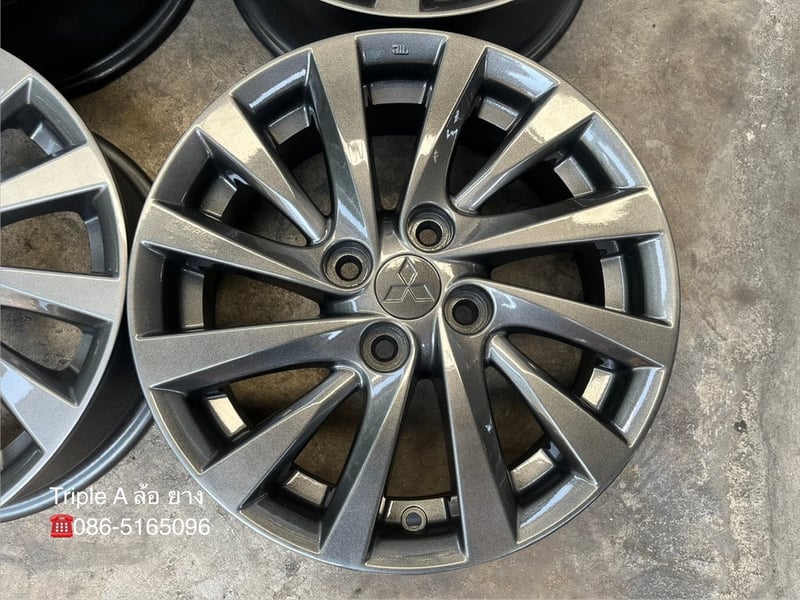 ล้อแม็ก Mitsu Attrage ขอบ 15 สีเทาไฮเปอร์ สวยกริ๊บ