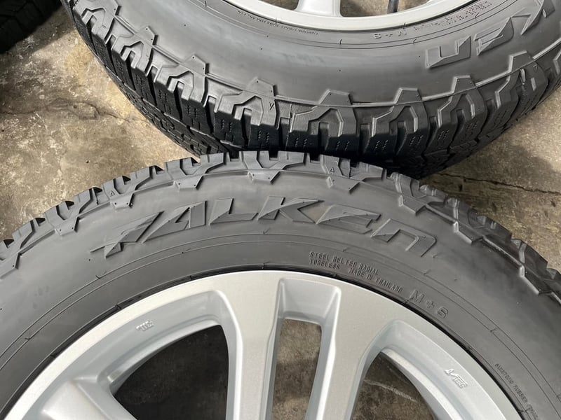 ล้อแม็กป้ายแดงพร้อมยาง ISUZU D-Max ขอบ 17 สวยกริ๊บ ล้อแม็กป้ายแดงพร้อมยาง ISUZU D-Max ขอบ 17 สวยกริ๊บ