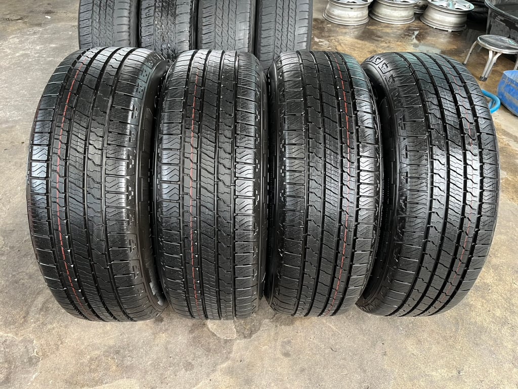 ล้อแม็กพร้อมยางใหม่ป้ายแดง Ford Next-Gen Wildtrak ขอบ 18 สีเทา ใหม่กริ๊บ