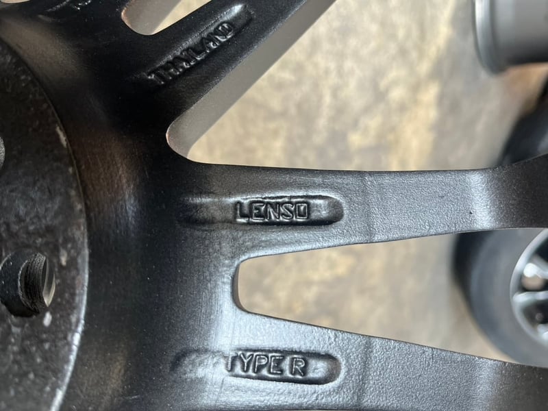 ล้อแม็กแต่ง 5รู114 RE30(งาน LENSO) ขอบ 17 สีเทากัล พร้อมยาง 215-50-17 OTANI ปี 24