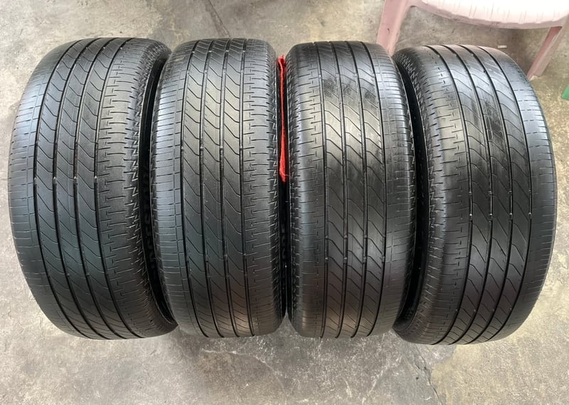 ล้อแม็ก Nissan Teana ขอบ 17 พร้อมยาง 215-55-17 Bridgestone ปี 23 ล้อแม็ก Nissan Teana ขอบ 17 พร้อมยาง 215-55-17 Bridgestone ปี 23