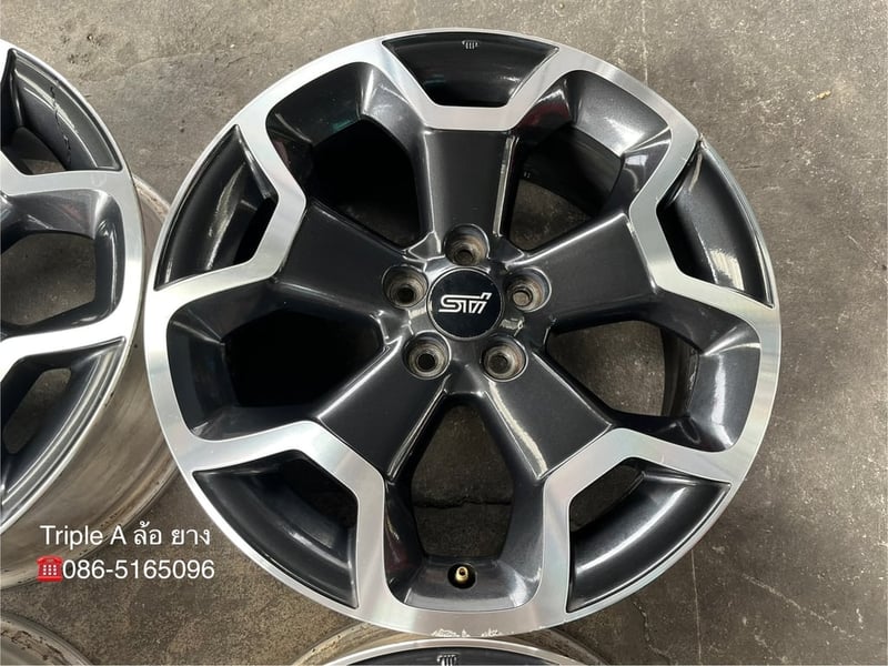 ล้อแม็ก 5รู100 Subaru XV ขอบ 17 ดำหน้าเงา