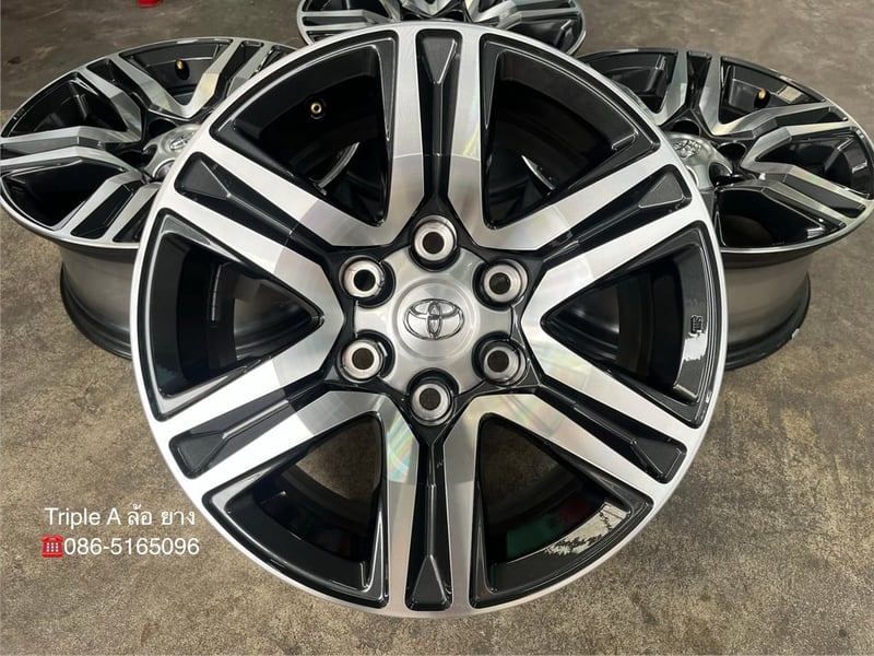 ล้อแม็กป้ายแดง Toyota Fortuner Leader S รุ่นใหม่ ขอบ 17 เทาหน้าเงา ใหม่กริ๊บ ล้อแม็กป้ายแดง Toyota Fortuner Leader S รุ่นใหม่ ขอบ 17 เทาหน้าเงา ใหม่กริ๊บ