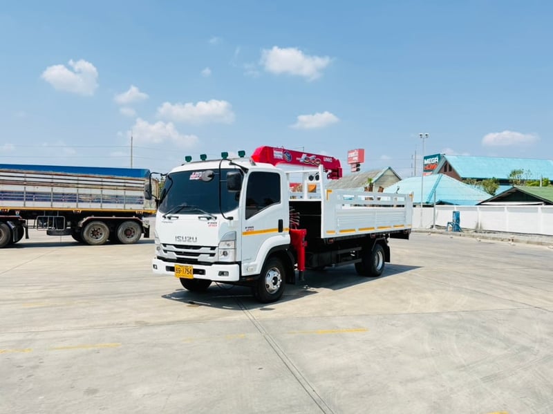ISUZU FRR210 ปี66 ดั้มพ์ ติดเครน 3ตัน 3ปลอก