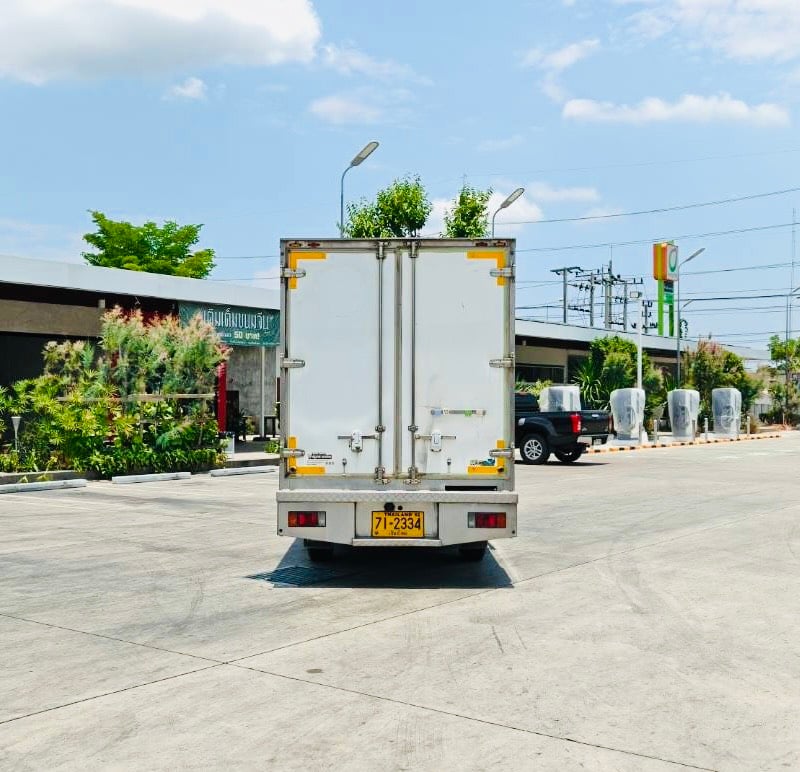 ISUZU NLR130 ปี66 ตู้เย็น-20องศา ตู้ยาว3.05เมตร พร้อมใช้งาน ISUZU NLR130 ปี66 ตู้เย็น-20องศา ตู้ยาว3.05เมตร พร้อมใช้งาน