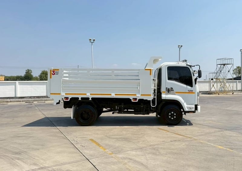 ISUZU FRR210 ปี66 ดั้มพ์ 5คิว ISUZU FRR210 ปี66 ดั้มพ์ 5คิว