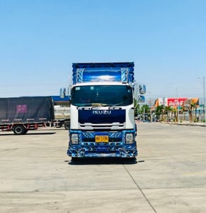 ISUZU FTR240 ปี66 ตู้แห้ง10บาน ยาว7.6เมตร