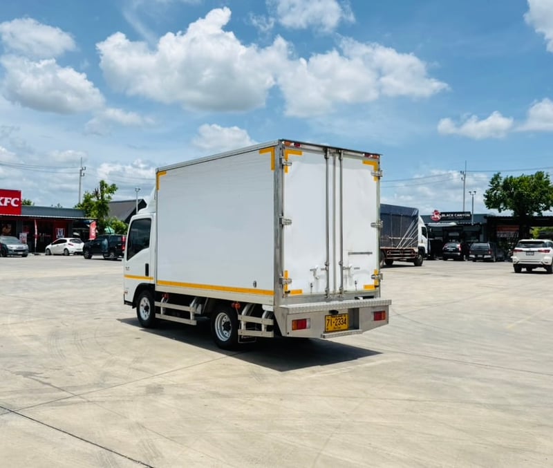 ISUZU NLR130 ปี66 ตู้เย็น-20องศา ตู้ยาว3.1เมตร พร้อมใช้งาน