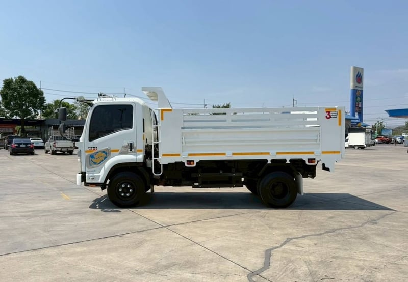 ISUZU FRR210 ปี66 ดั้มพ์ 5คิว ISUZU FRR210 ปี66 ดั้มพ์ 5คิว