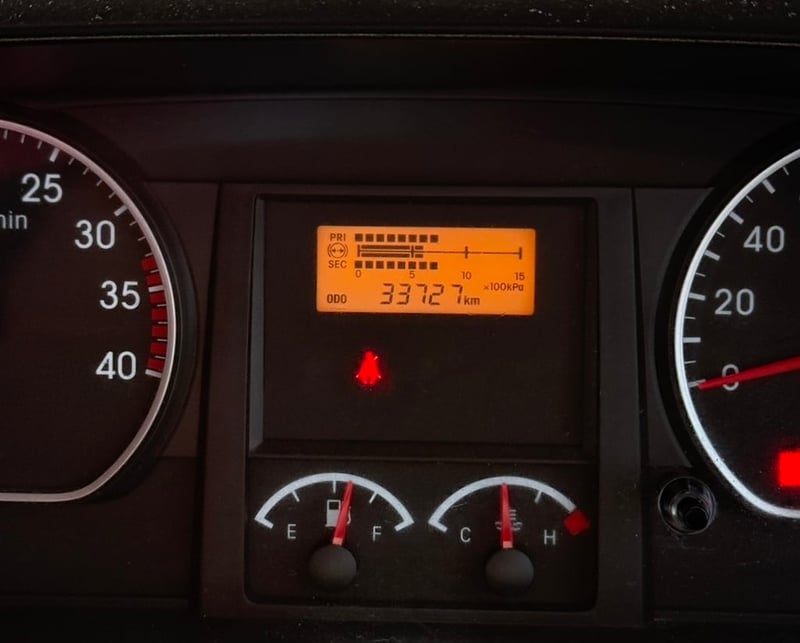 ISUZU FRR210 ปี66 ดั้มพ์ ติดเครน 3ตัน 3ปลอก