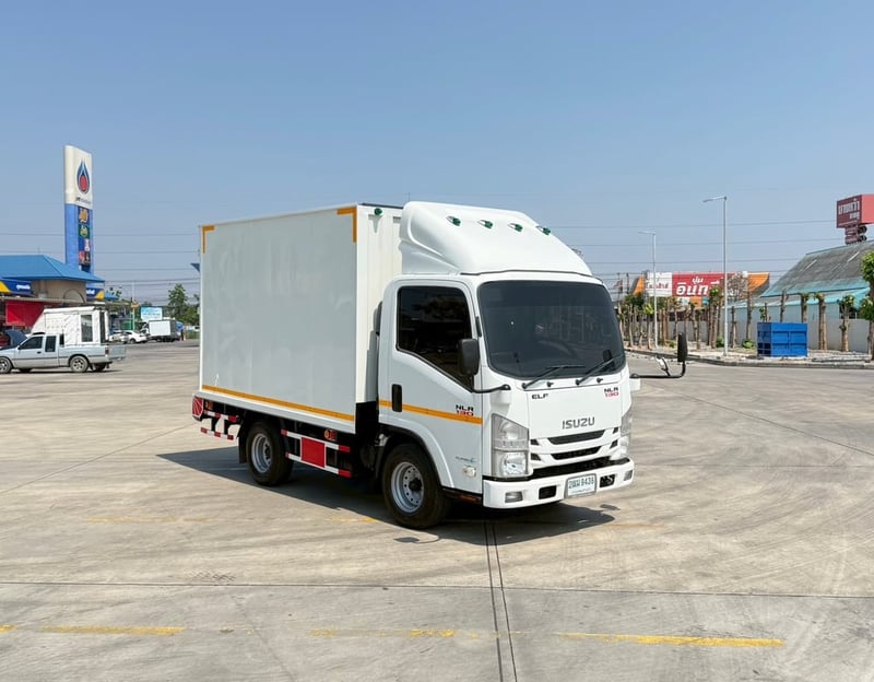 ISUZU NLR 130 ตู้เเห้ง ปี62 ตู้แห้ง ยาว3.2เมตร ISUZU NLR 130 ตู้เเห้ง ปี62 ตู้แห้ง ยาว3.2เมตร