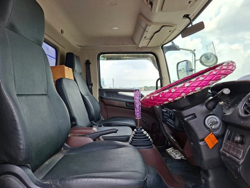 HinoFC9J 175แรง ปี66 กระบะเหล็ก คอกเปิดได้รอบ ยาวใน 6.55เมตร