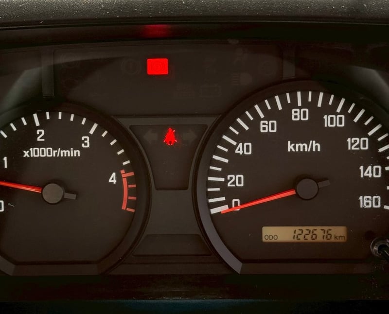 ISUZU NLR 130 ตู้เเห้ง ปี62 ตู้แห้ง ยาว3.2เมตร ISUZU NLR 130 ตู้เเห้ง ปี62 ตู้แห้ง ยาว3.2เมตร