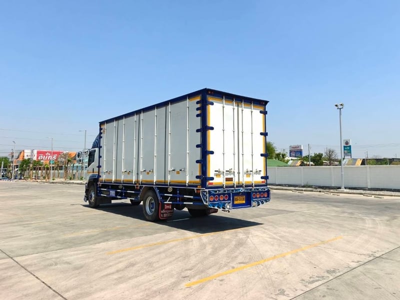 ISUZU FTR240 ปี66 ตู้แห้ง10บาน ยาว7.6เมตร