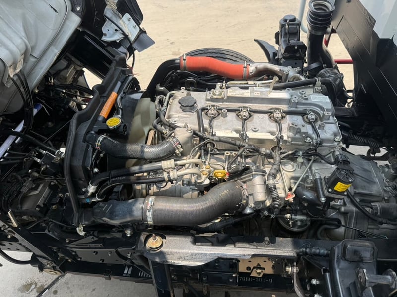 ISUZU NMR 130 MT ปี66 ดั้มพ์ 3 คิว 3 เมตร ยางใหม่6เส้น