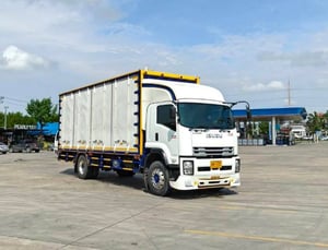 ISUZU FTR 240แรงม้า รถบรรทุก 6ล้อ ตู้แห้ง ปี2023