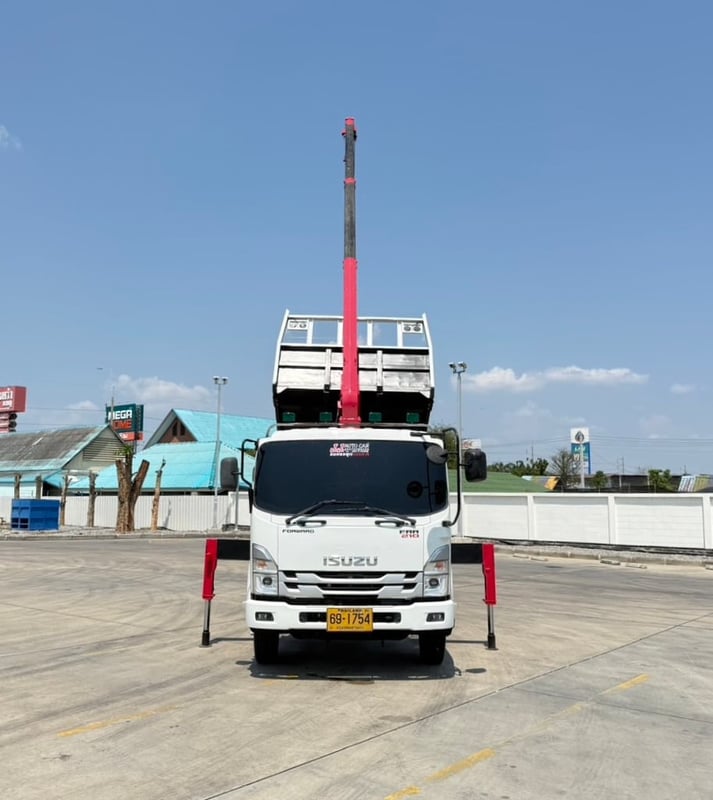 ISUZU FRR210 ปี66 ดั้มพ์ ติดเครน 3ตัน 3ปลอก