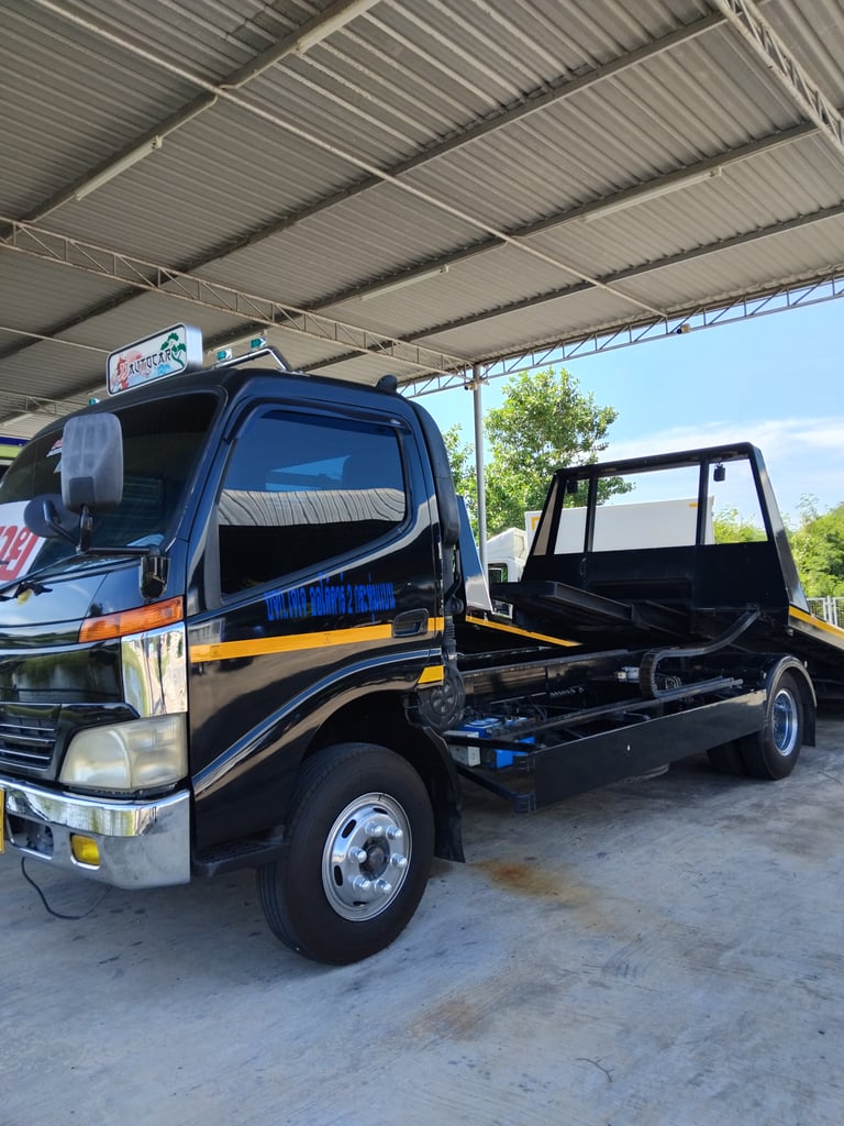 HINO XZU 136แรงม้า รถบรรทุก 6ล้อ รถสไลด์ ปี2012 HINO XZU 136แรงม้า รถบรรทุก 6ล้อ รถสไลด์ ปี2012