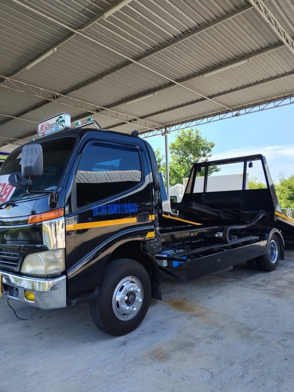 HINO XZU 136แรงม้า รถบรรทุก 6ล้อ รถสไลด์ ปี2012