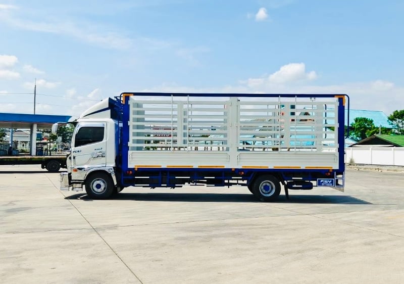 Hino FC9J 210แรง ปี66 คอกเปิดได้รอบด้าน ยาวใน6.65เมตร Hino FC9J 210แรง ปี66 คอกเปิดได้รอบด้าน ยาวใน6.65เมตร