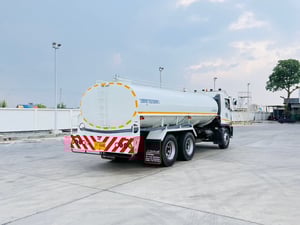 Hino FL8J260 10ล้อ เพลาเดียว บรรทุกน้ำ 16,000ลิตร Hino FL8J260 10ล้อ เพลาเดียว บรรทุกน้ำ 16,000ลิตร