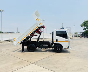 ISUZU NMR 130 MT ปี66 ดั้มพ์ 3 คิว 3 เมตร ยางใหม่6เส้น