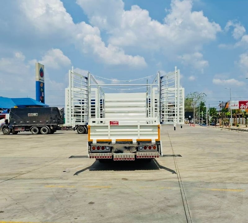 HinoFC9J 175แรง ปี66 กระบะเหล็ก คอกเปิดได้รอบ ยาวใน 6.55เมตร