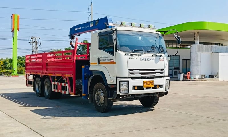ISUZU FVM300 ปี67 กระบะเหล็กยาว6.8เมตร ติดเครน5ตัน 5ปลอก พร้อมใช้งาน