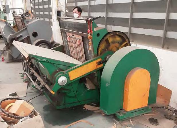 เครื่องปั้มฉิ่งฉับ รุ่น ZHHJ-1300