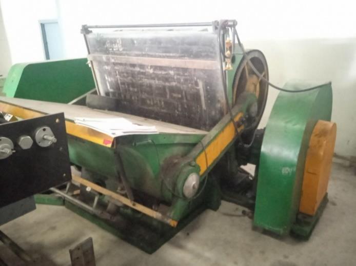 เครื่องปั้มฉิ่งฉับ รุ่น ZHHJ-1300