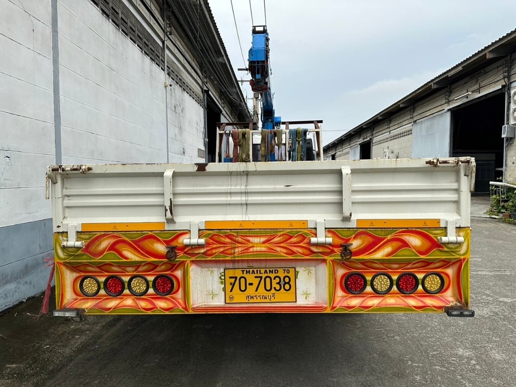 HINO FL 212แรงม้า รถหัวลากติดเครน ปี2006 เลขไมล์ 13,714 กม.