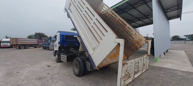 HINO FC 175แรงม้า รถบรรทุก 6ล้อ ดั้มพ์ ปี2012